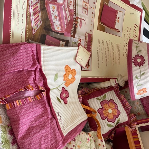 Baby Martel Raspberry Petals Crib Bedding - Picture 9 of 9